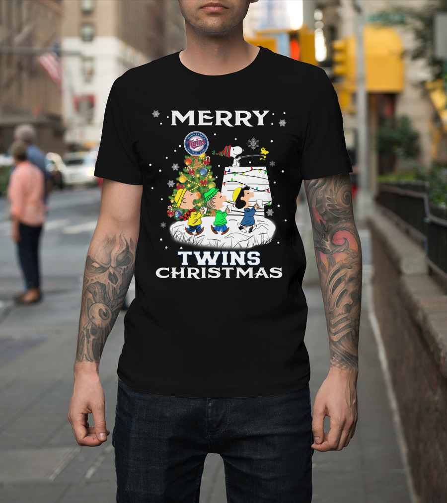 Merry Minnesota Twins Christmas Snoopy Charlie Brown Tree Woodstock T-Shirt