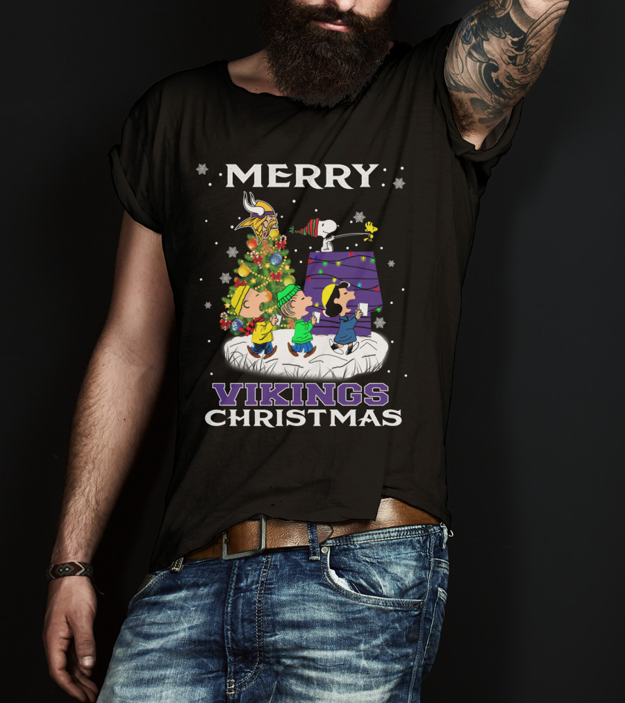 Merry Vikings Christmas With Snoopy And Friends T-Shirt