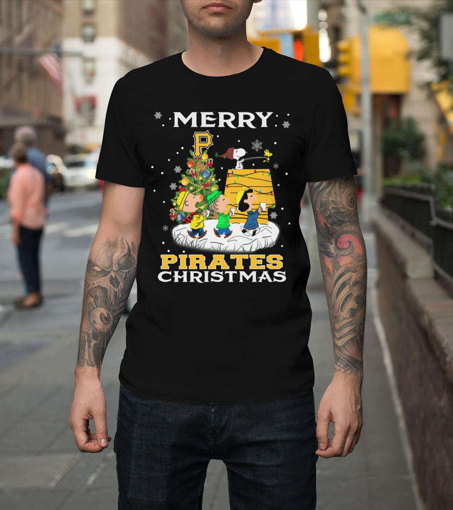Merry Christmas Pittsburgh Pirates With Snoopy And Friends T-Shirt