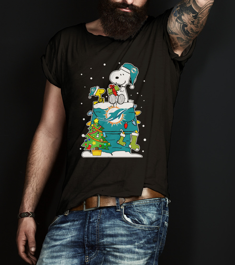 Miami Dolphins Snoopy Christmas Peanuts Fan Collection T-Shirt