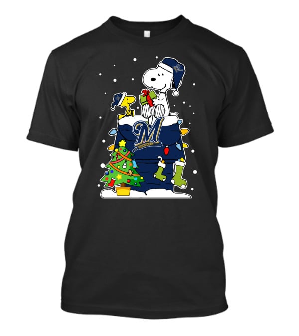 Milwaukee Brewers Snoopy Christmas Tree And Woodstock Gift Scene T-Shirt