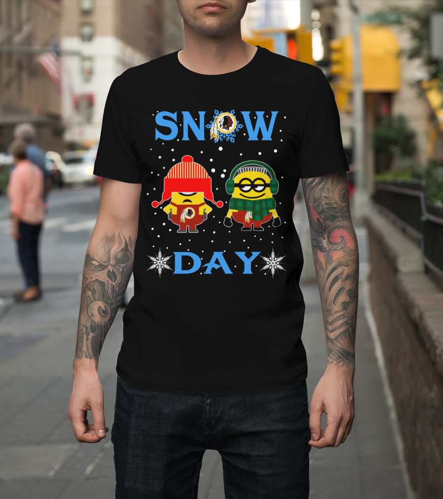 Snow Day Washington Redskins Minion Winter Fun T-Shirt