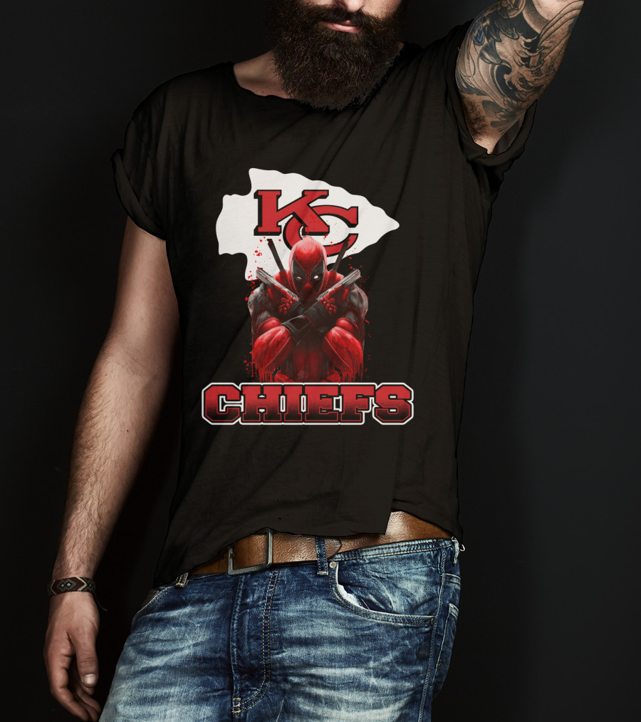 Kansas City Chiefs Deadpool Crossover Fan T-Shirt