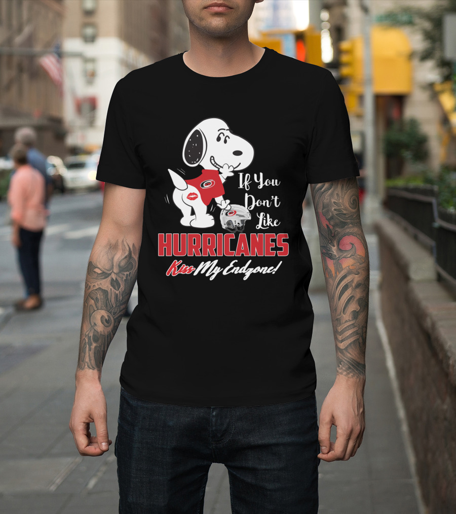 If You Don’t Like Hurricanes Kiss My Endzone Snoopy Carolina Hurricanes T-Shirt