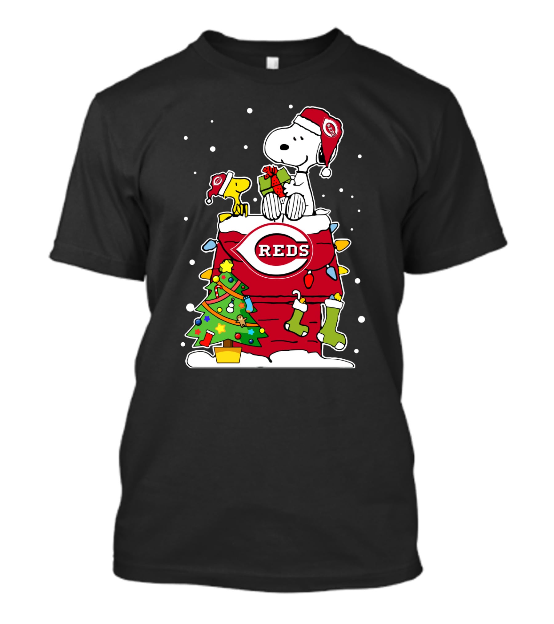 Cincinnati Reds Snoopy Christmas With Tree And Woodstocks Wearing Santa Hats T-Shirt