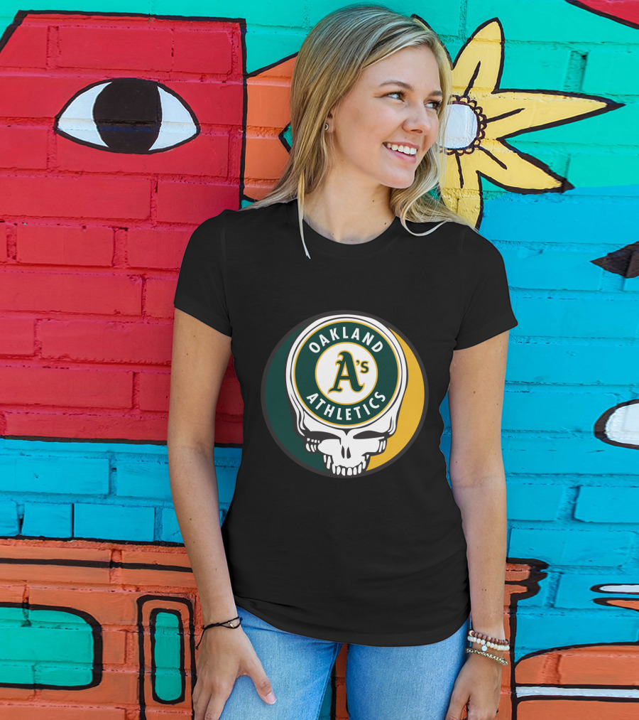 Oakland Athletics Skull Logo Grateful Dead Fan T-Shirt