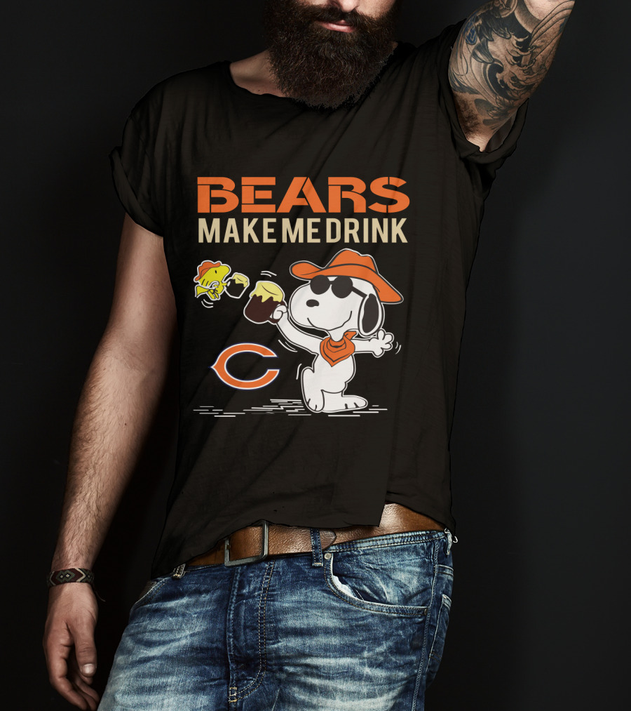 Bears Make Me Drink Snoopy For Chicago Bears Fans T-Shirt