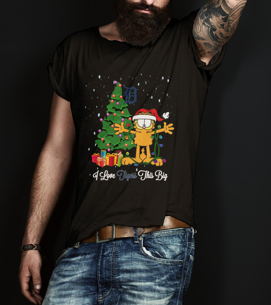 I Love Tigers This Big Christmas Garfield D Letter Tree T-Shirt