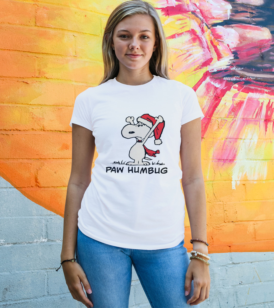 Snoopy Paw Humbug Christmas Santa Hat T-Shirt