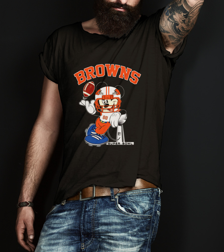 Browns Mickey Nfl Super Bowl Football T-Shirt