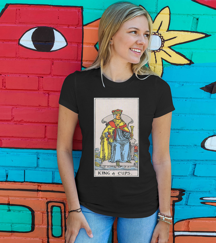 King Of Cups Tarot Card Ruler Element Water Symbolism T-Shirt