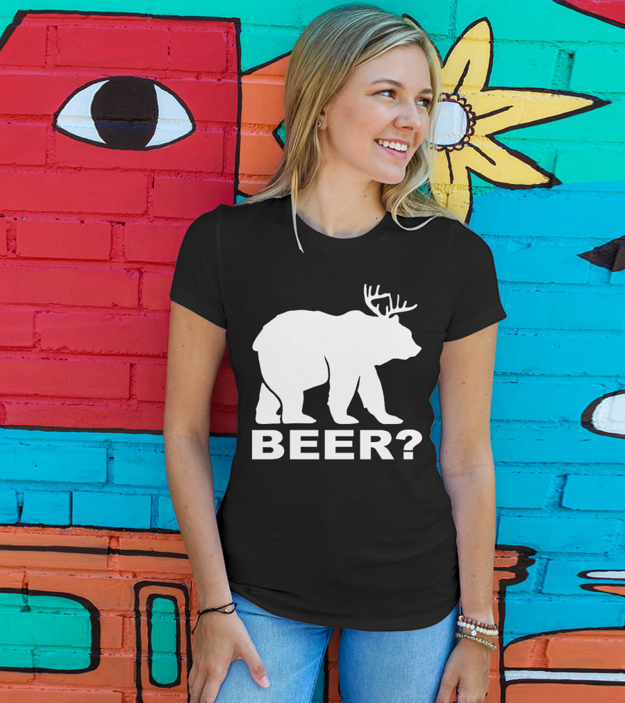 BEER Funny Drinking Party Bear With Antlers Optical Illusion T-Shirt