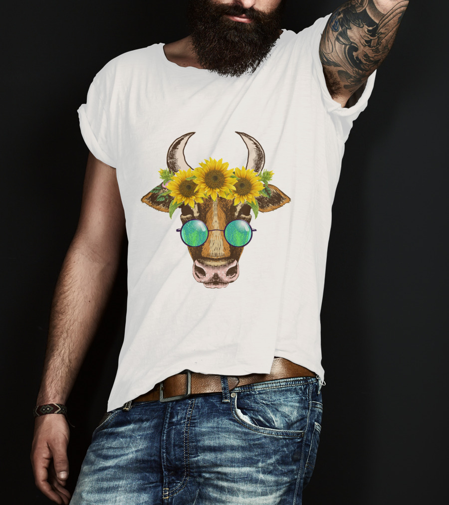 Cute Cow With Sunflower And Sunglasses Headpiece T-Shirt