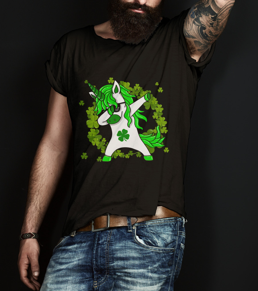 St Patricks Day Shamrock Unicorn Dabbing T-Shirt