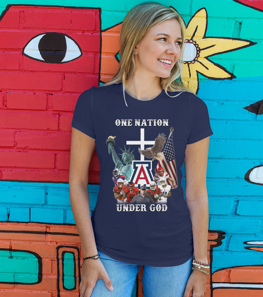 One Nation Under God Coach With Statue Of Liberty, Flag, Eagle, And Football Players T-Shirt