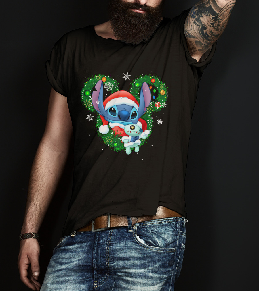 ST Head Green Christmas Stitch Santa Holding Scrump T-Shirt