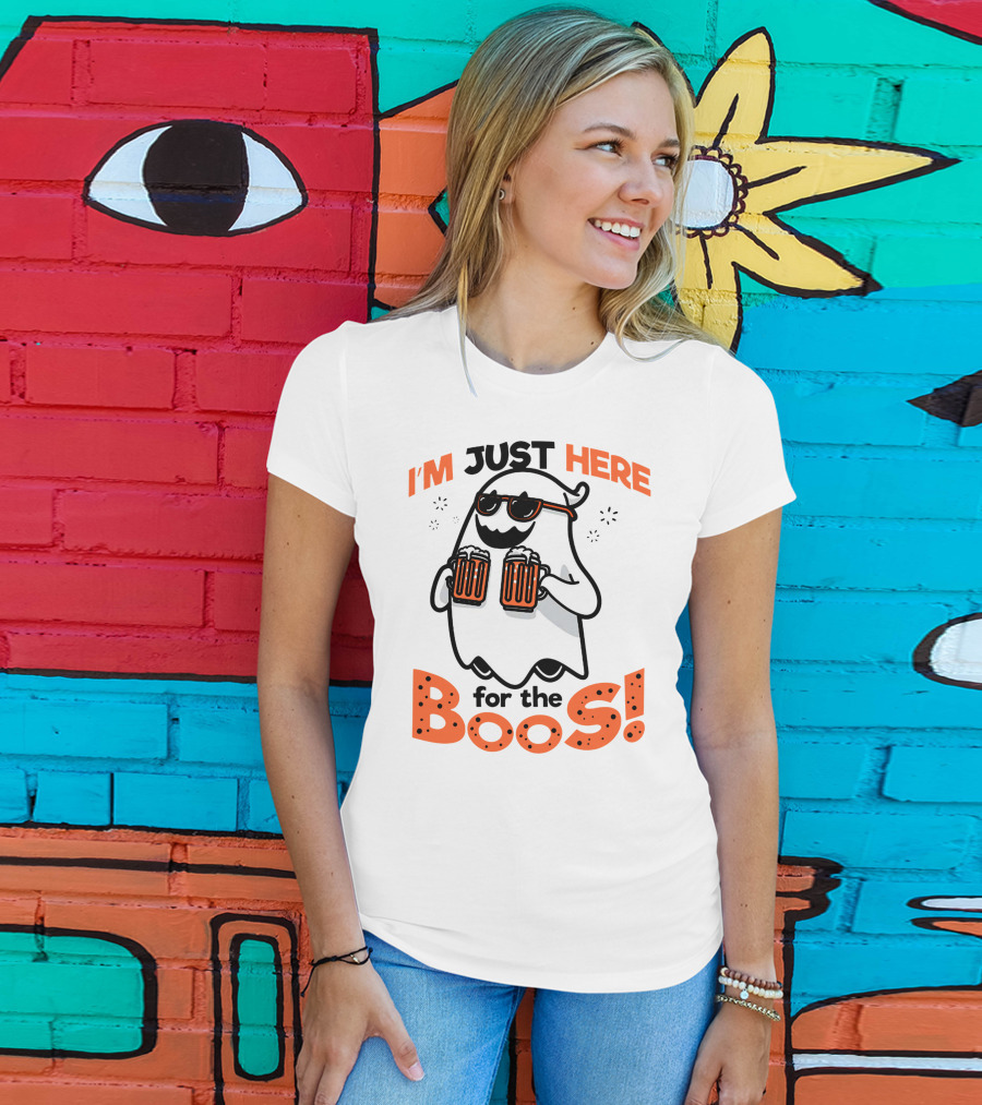 I'm Just Here For The Boos With Ghost Holding Beers T-Shirt