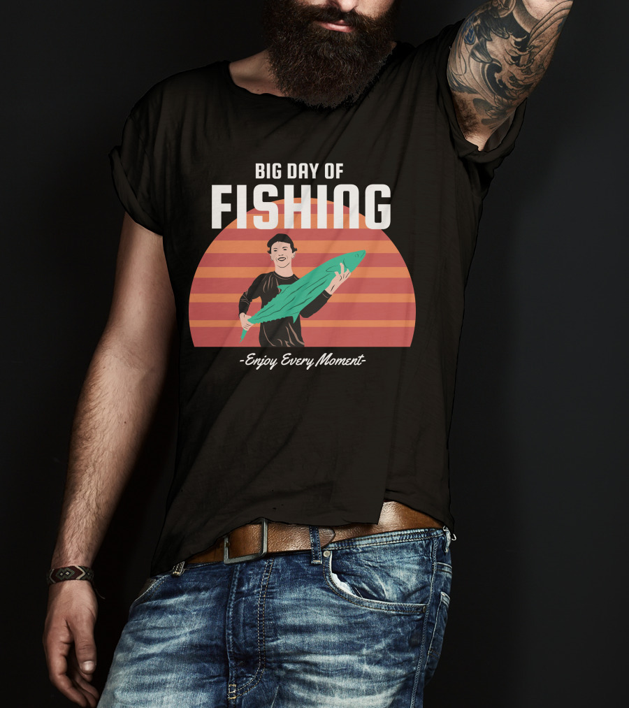 Big Day Of Fishing Enjoy Every Moment Retro Sunset Catch T-Shirt