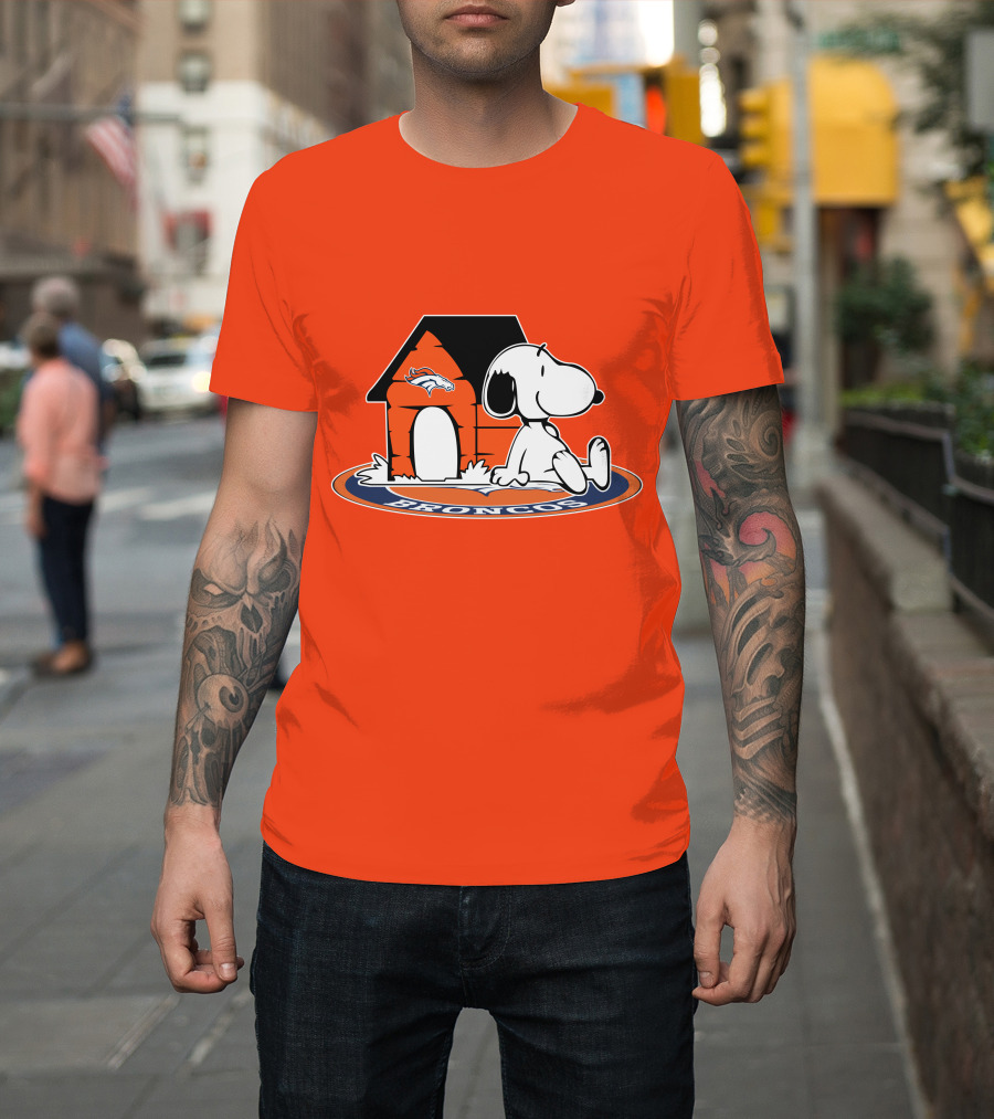 Denver Broncos Snoopy Fan Forever T-Shirt