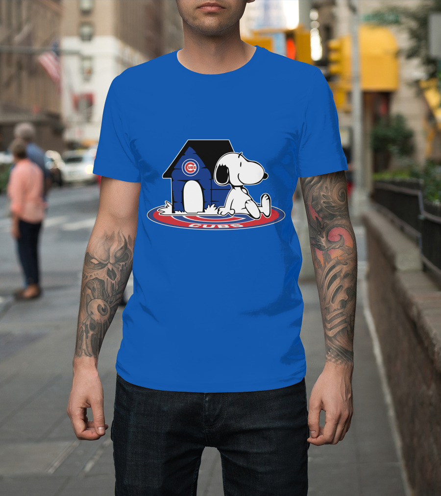 Chicago Cubs Snoopy Fan Forever T-Shirt