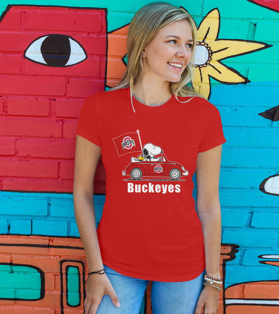 Ohio State Buckeyes Snoopy In Red Car With Flag T-Shirt