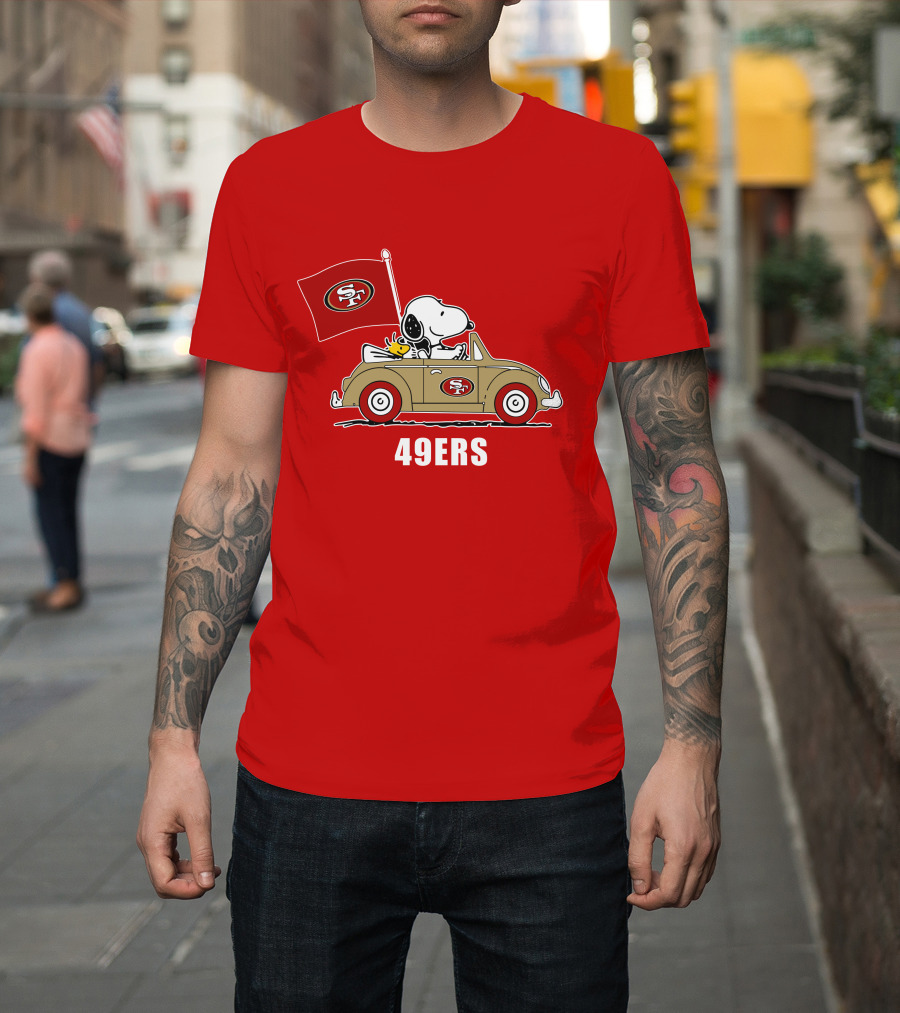 San Francisco 49ers Snoopy Driving Car With Sf Flag T-Shirt