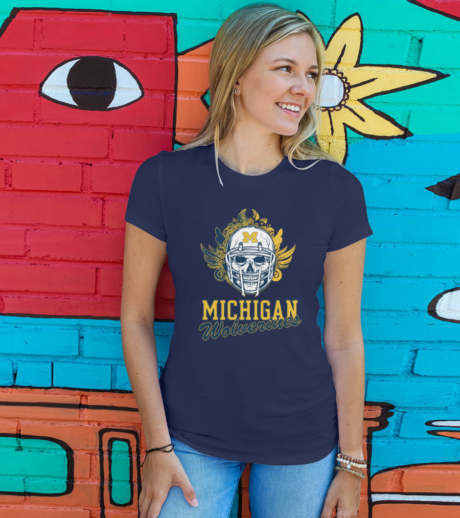 Michigan Wolverines Skull Helmet With Floral Wings T-Shirt