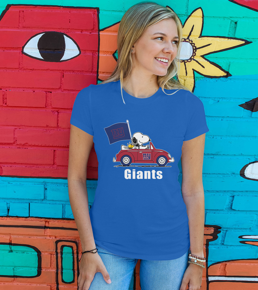New York Giants Snoopy Driving With Woodstock And Flag T-Shirt