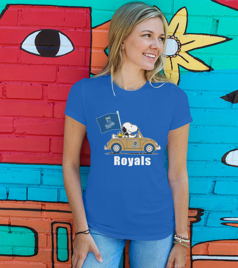 Royals Snoopy KC Royals Flag Peanuts Car T-Shirt