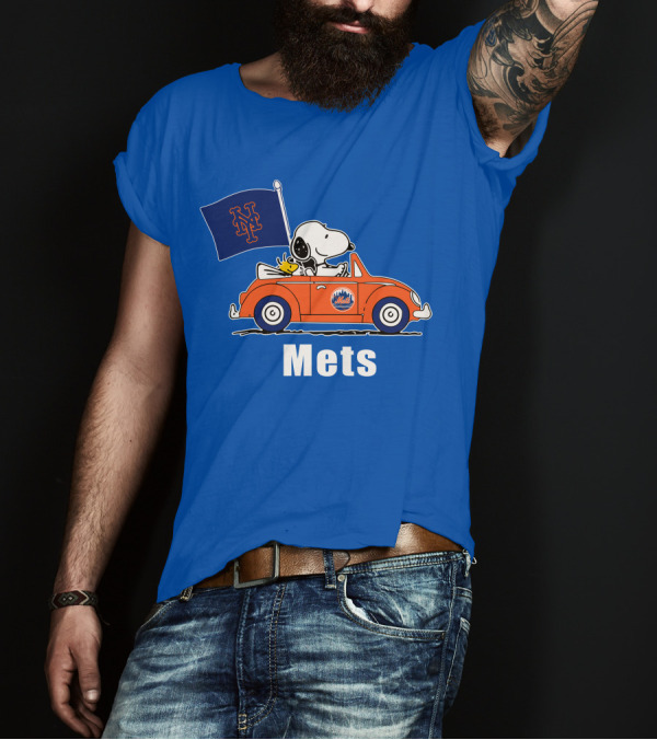 Mets Snoopy Driving With Woodstock And Flag T-Shirt