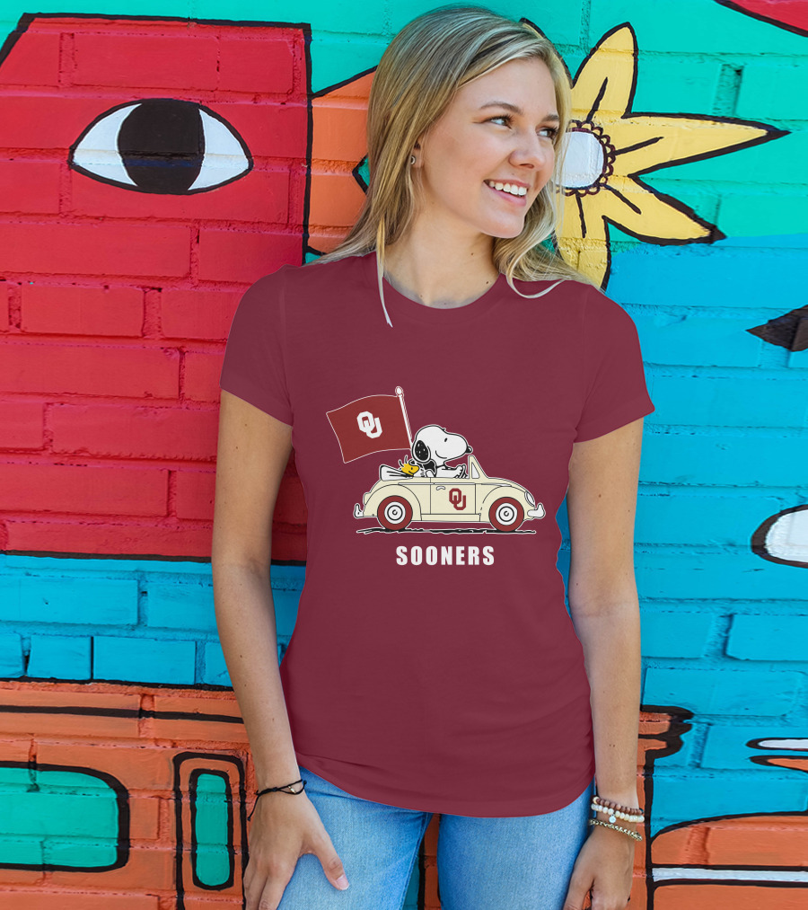 Snoopy Driving Oklahoma Sooners OU Flag Retro Car T-Shirt