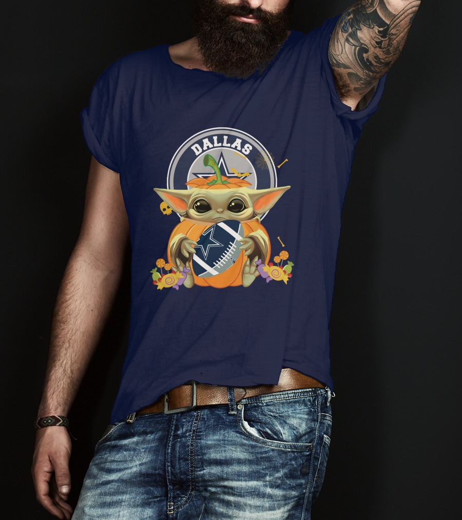 Halloween Pumpkin Baby Yoda Hug Dallas Cowboys Football T-Shirt