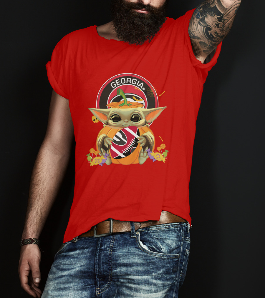 Halloween Pumpkin Baby Yoda Georgia Bulldogs Hug T-Shirt