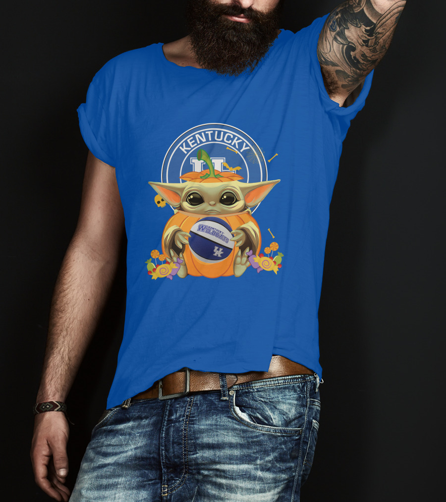 Halloween Pumpkin Baby Yoda Hug Kentucky Wildcats Basketball T-Shirt