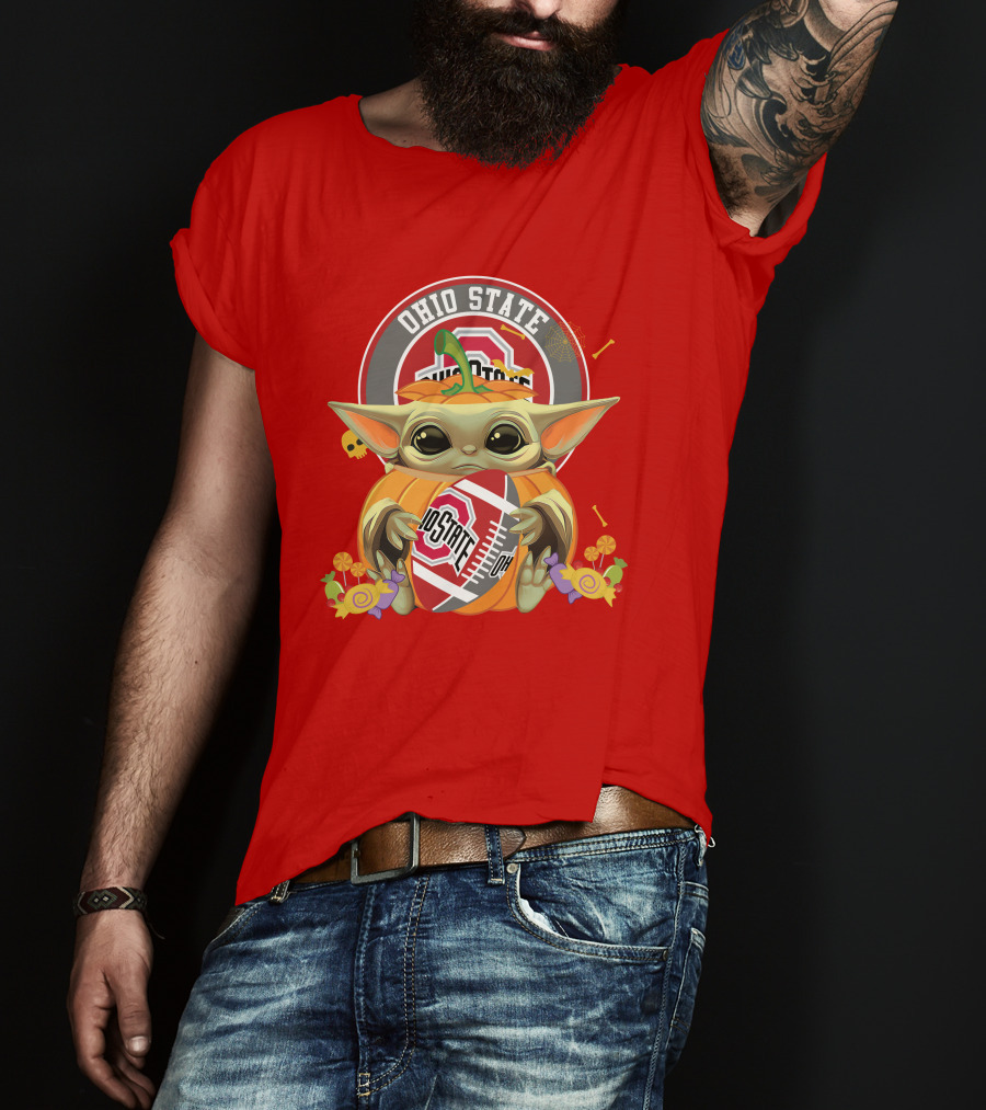 Halloween Pumpkin Ohio State Buckeyes Baby Yoda Hug Football T-Shirt