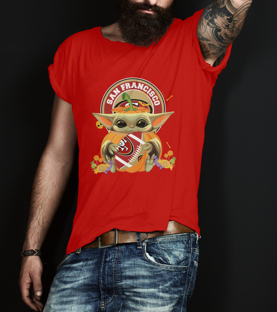 Halloween Pumpkin Baby Yoda Hug San Francisco 49ers Football T-Shirt