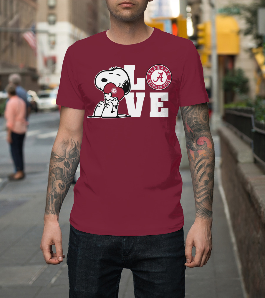 Snoopy Love Alabama Crimson Tide Football T-Shirt