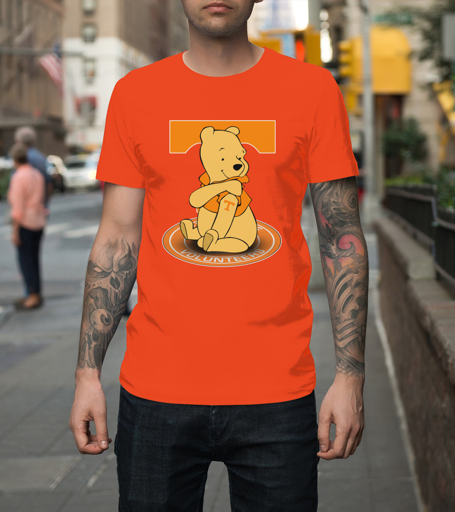 Tennessee Volunteers Winnie The Pooh Sitting With Orange T-Shirt And Big T T-Shirt