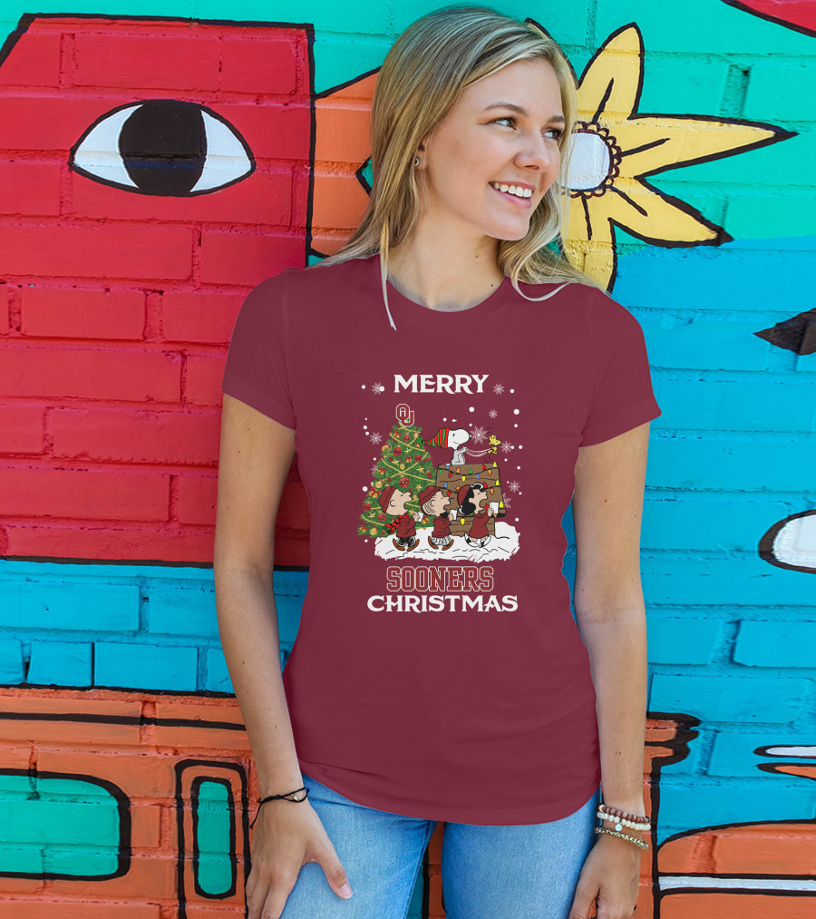 Merry Christmas Snoopy Oklahoma Sooners Christmas Tree Peanuts T-Shirt