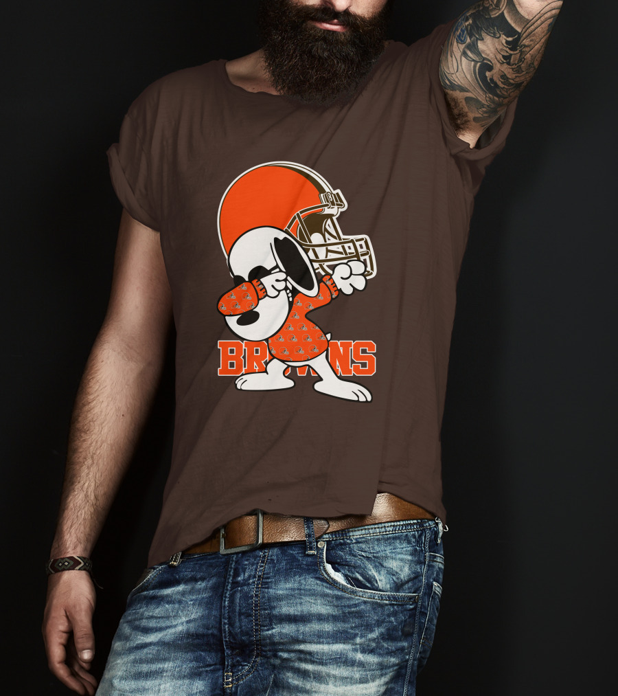 Cleveland Browns Snoopy Dabbing Football Helmet T-Shirt