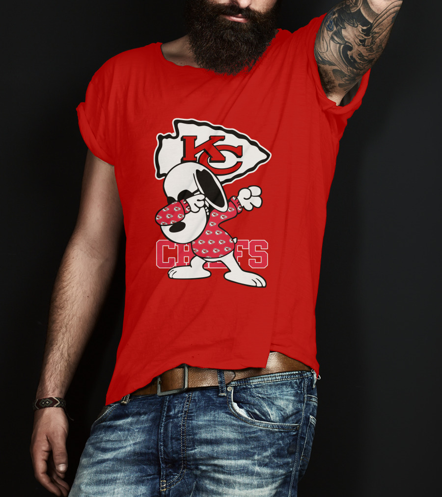 Kansas City Chiefs Snoopy KC Logo Dabbing Chiefs T-Shirt