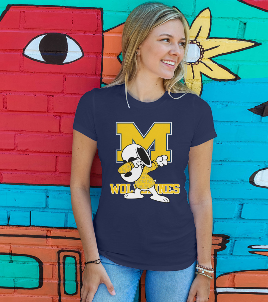 Michigan Wolverines Snoopy Dab With Block M T-Shirt