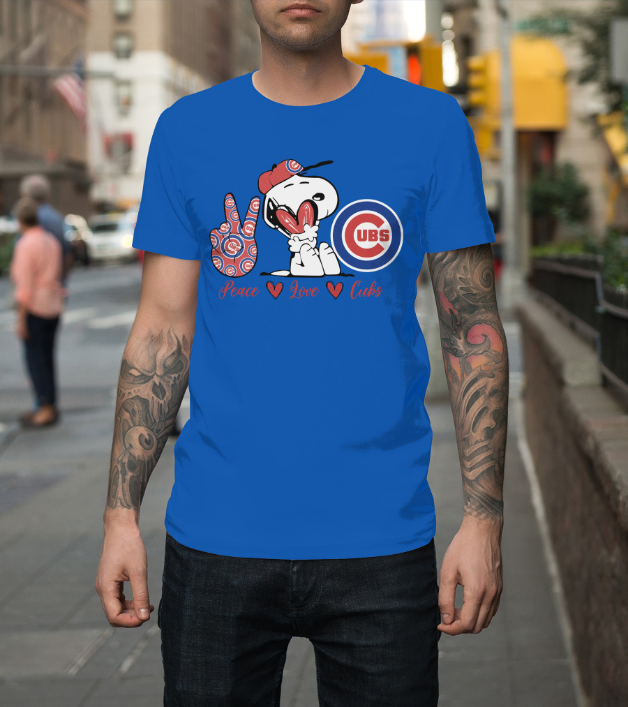 Peace Love Cubs Snoopy Chicago Cubs Baseball T-Shirt