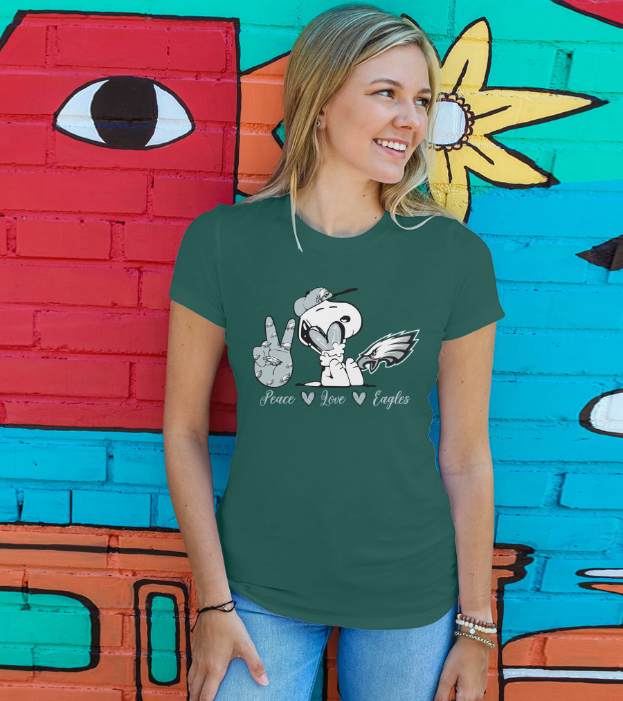 Peace Love Snoopy Philadelphia Eagles T-Shirt