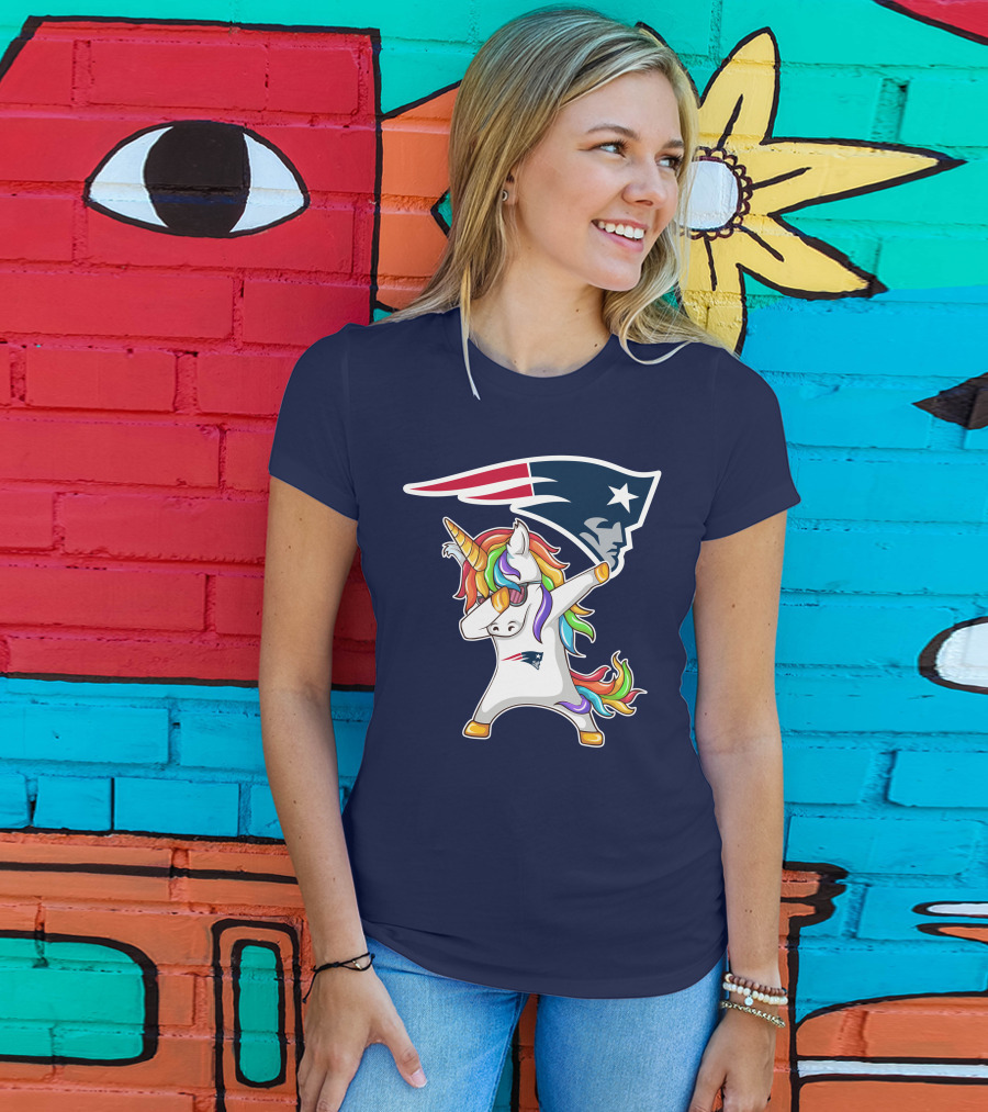 New England Patriots Unicorn Dabbing Rainbow Mane NFL T-Shirt