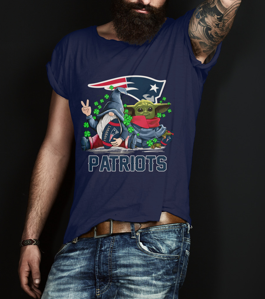 Leprechauns Gnomes Baby Yoda New England Patriots Football Icons T-Shirt