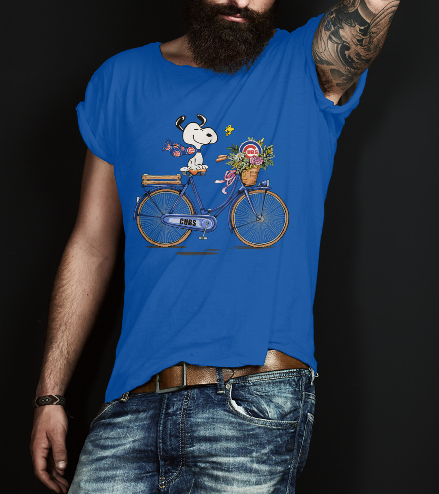 Chicago Cubs Snoopy On Bicycle With Flowers And Woodstock T-Shirt