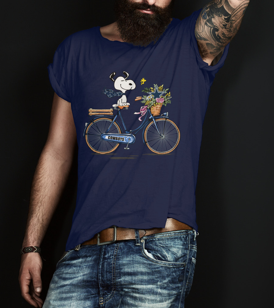 Dallas Cowboys Snoopy On Bicycle With Flowers And Star Basket T-Shirt