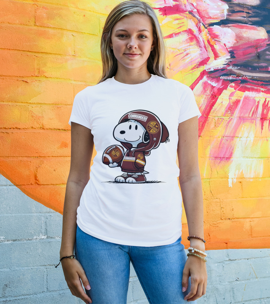 Snoopy In Commanders With Football Washington 1932 W T-Shirt