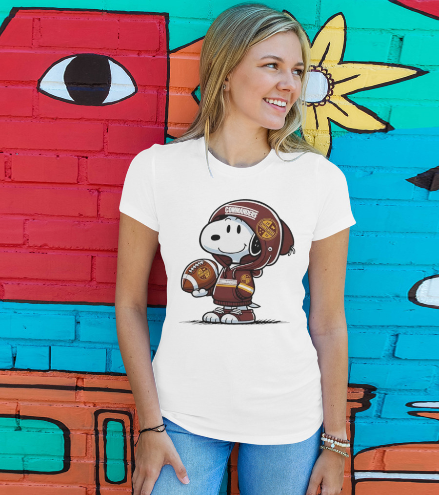 Snoopy In Commanders With Football Washington 1932 W T-Shirt